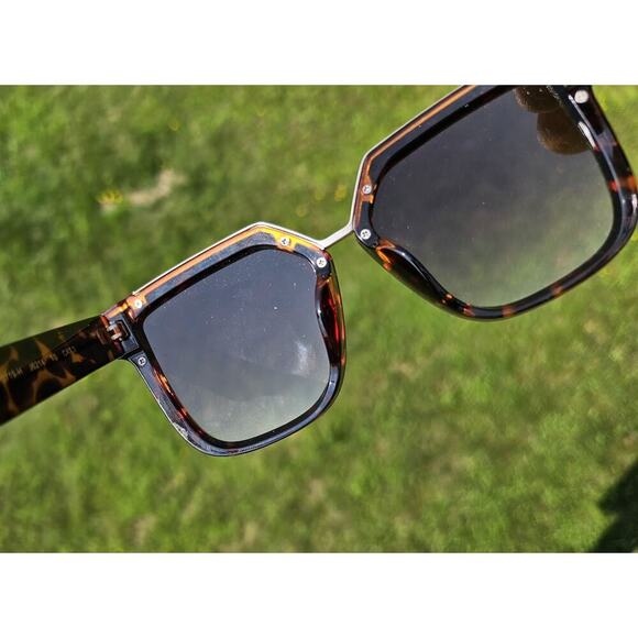 Jessica Simpson WWJSOP0719-H J6214 Women's Leopard Style Print Sunglasses - Picture 6 of 8